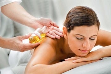 Aromatherapy massage with essential oils